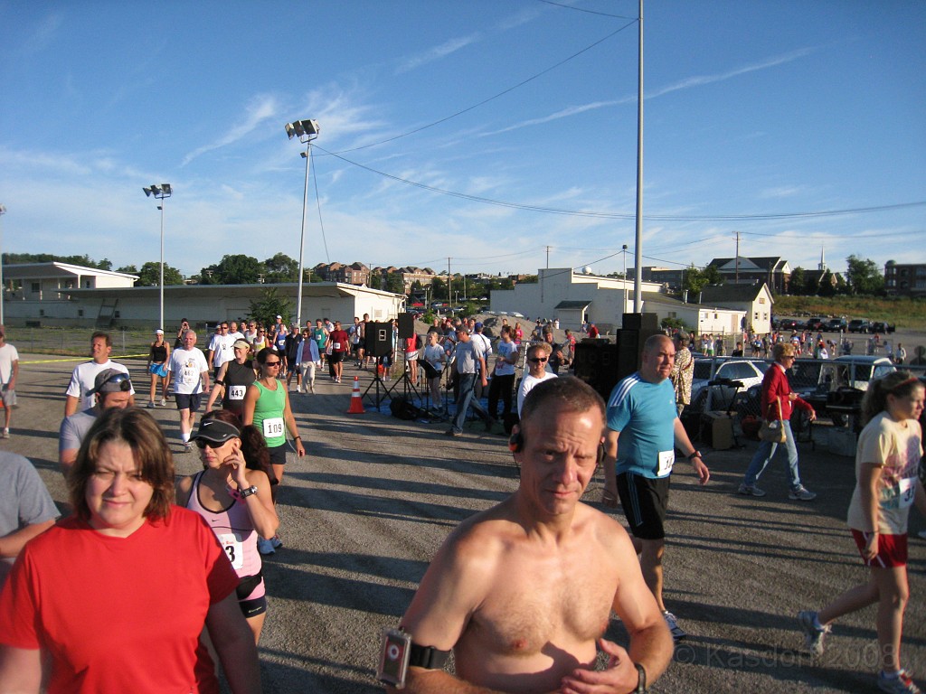 Solstice 10K 09 020.jpg - The Solstice Run 10K in Northville Michigan. June 27, 2009. Way more hills than I expected! Still had a decent time @ 57:57, and a great day for a race!